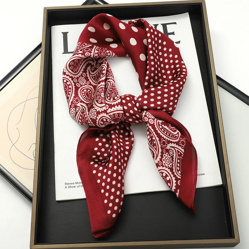 LuxeSilk 70x70cm Printed Women’s Square Scarf – 2025 Fashion Collection