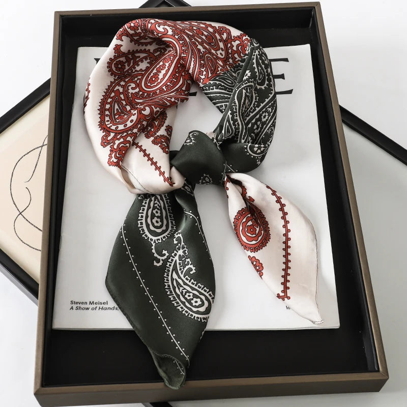 LuxeSilk 70x70cm Printed Women’s Square Scarf – 2025 Fashion Collection