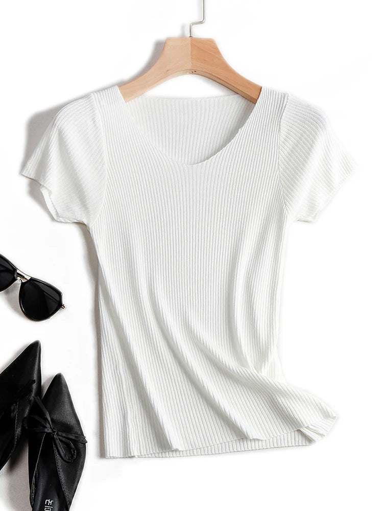 Women’s Slim Pullover Knit Sweater